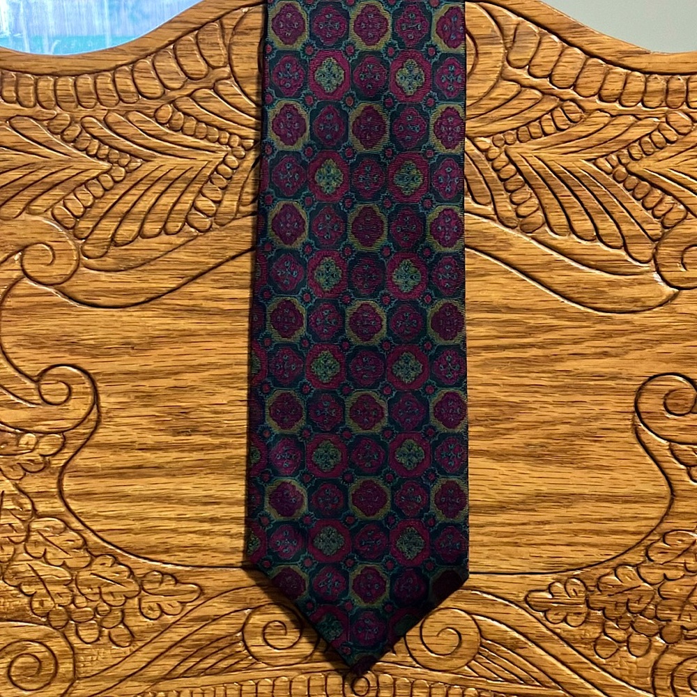 Rhynecliffe Mediallion Tie